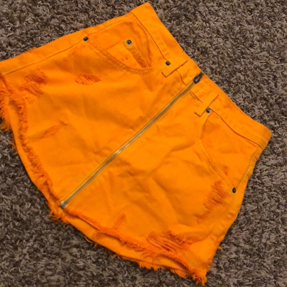 Zip front skirt